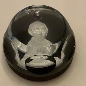 Vtg 1975 Franklin Mint BACCARAT Baron De Montesquieu CAMEO Paperweight